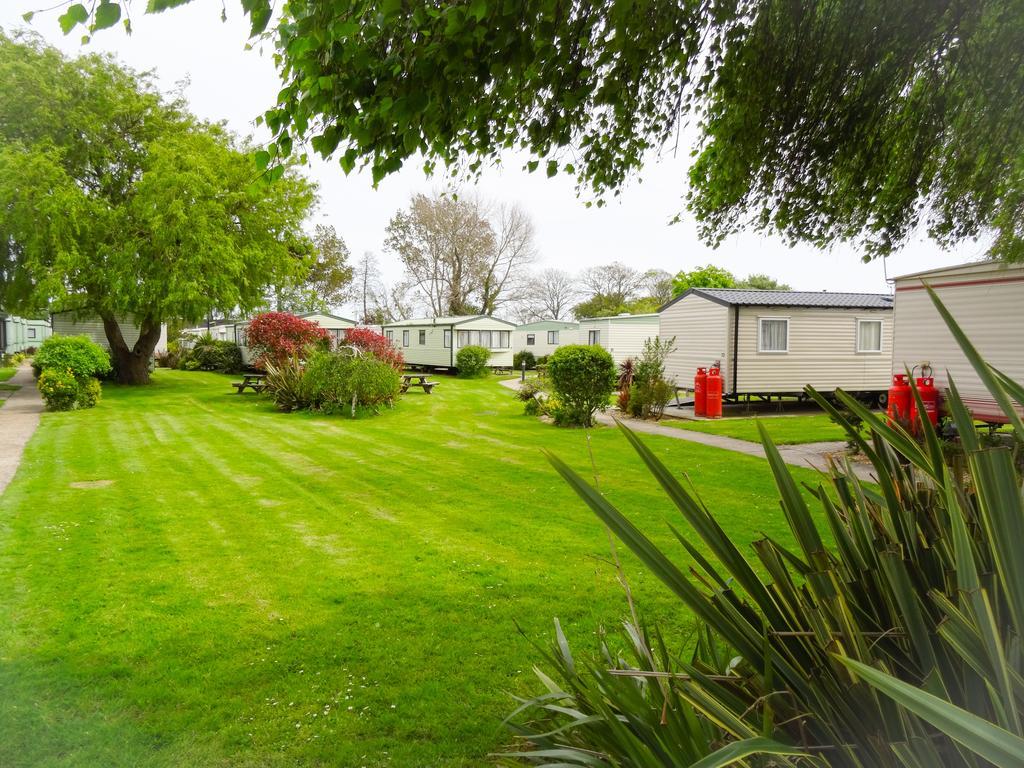 Fort Holiday Park Sandown Exteriör bild